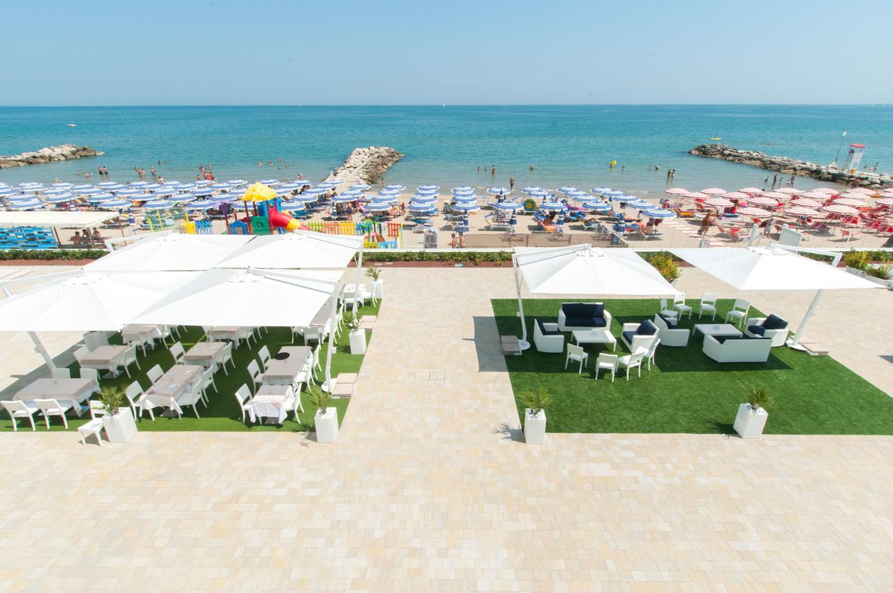 Lungomare Relax Residence Misano Adriatico Exteriör bild